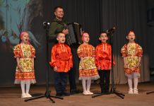 В Кадоме прошел районный фестиваль «Пасхальный перезвон»