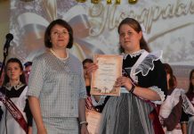 Для Кадомских выпускников прозвенел последний звонок