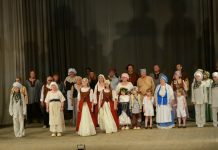 В Кадоме прошел спектакль любительского театра «Возрождение»